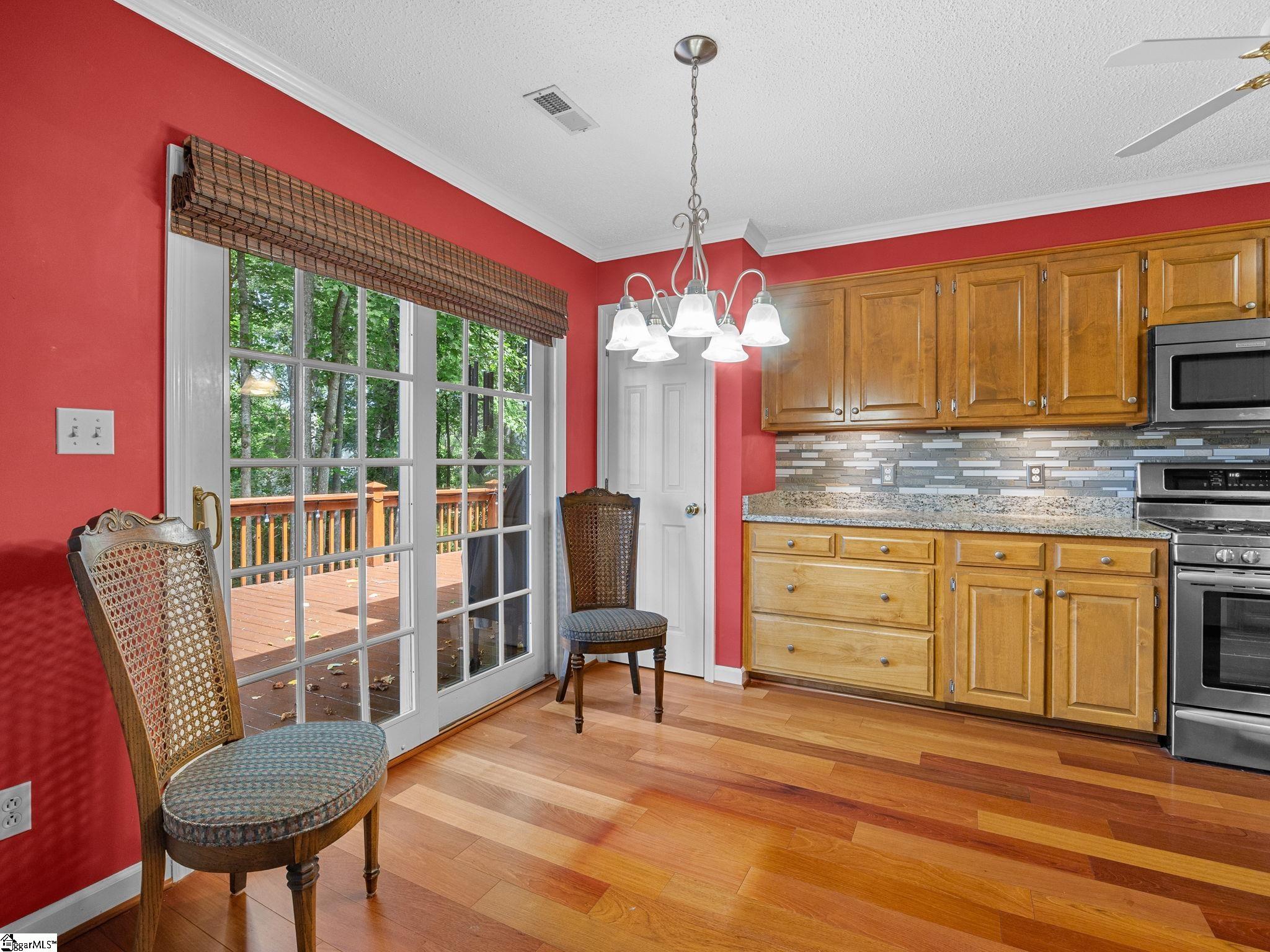 425 Summerton Place