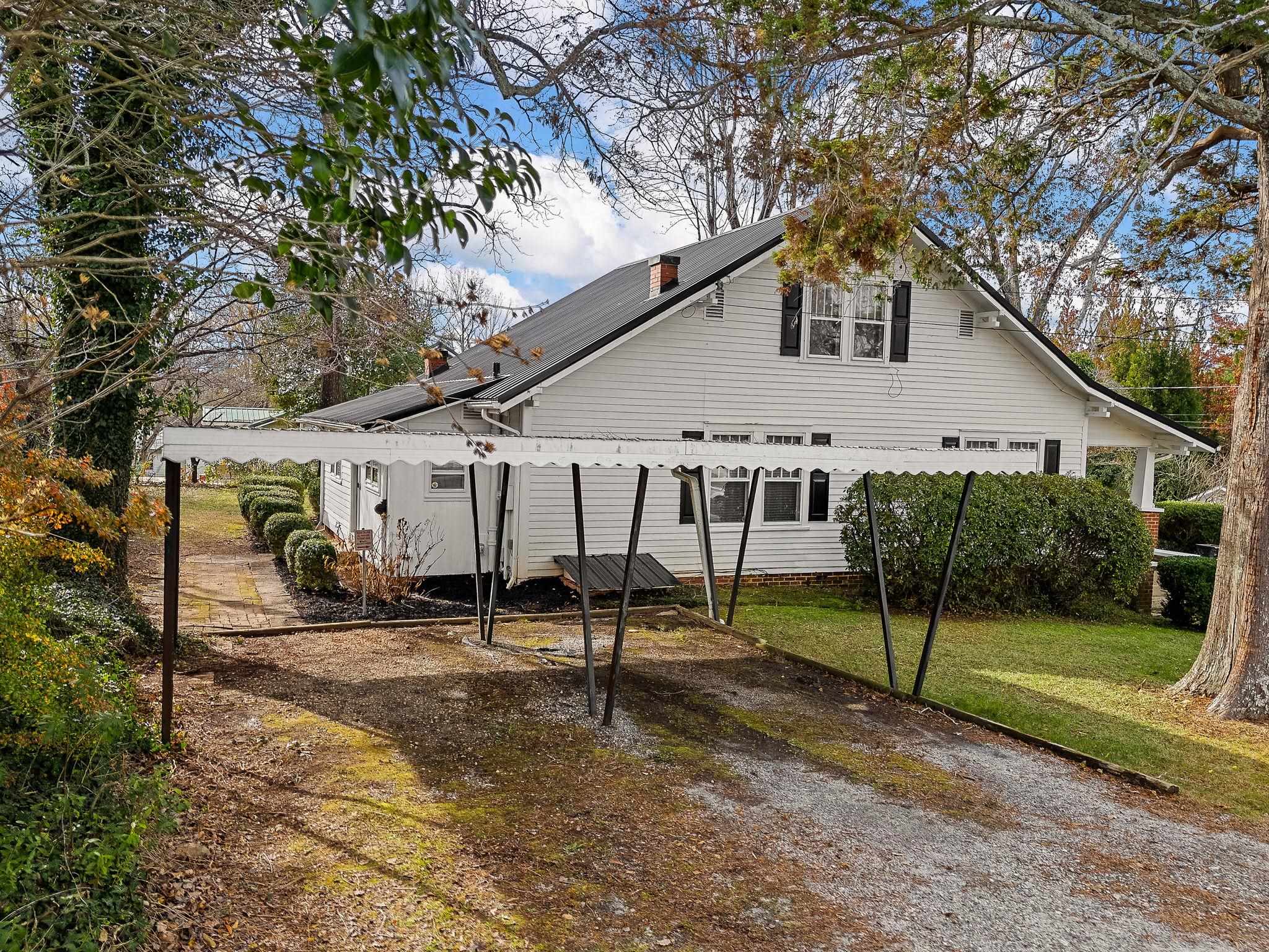 201 W Coleman Street