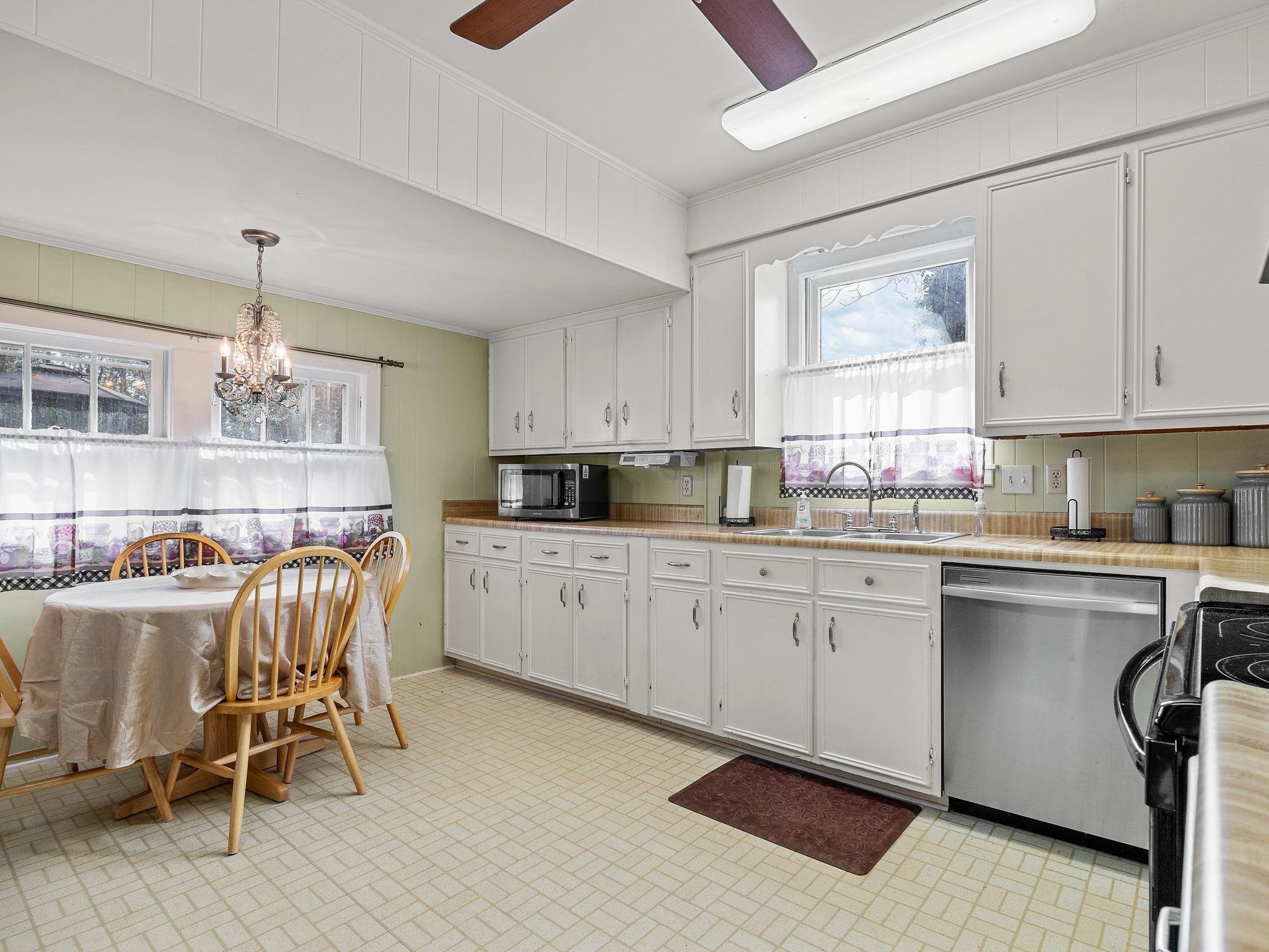 201 W Coleman Street