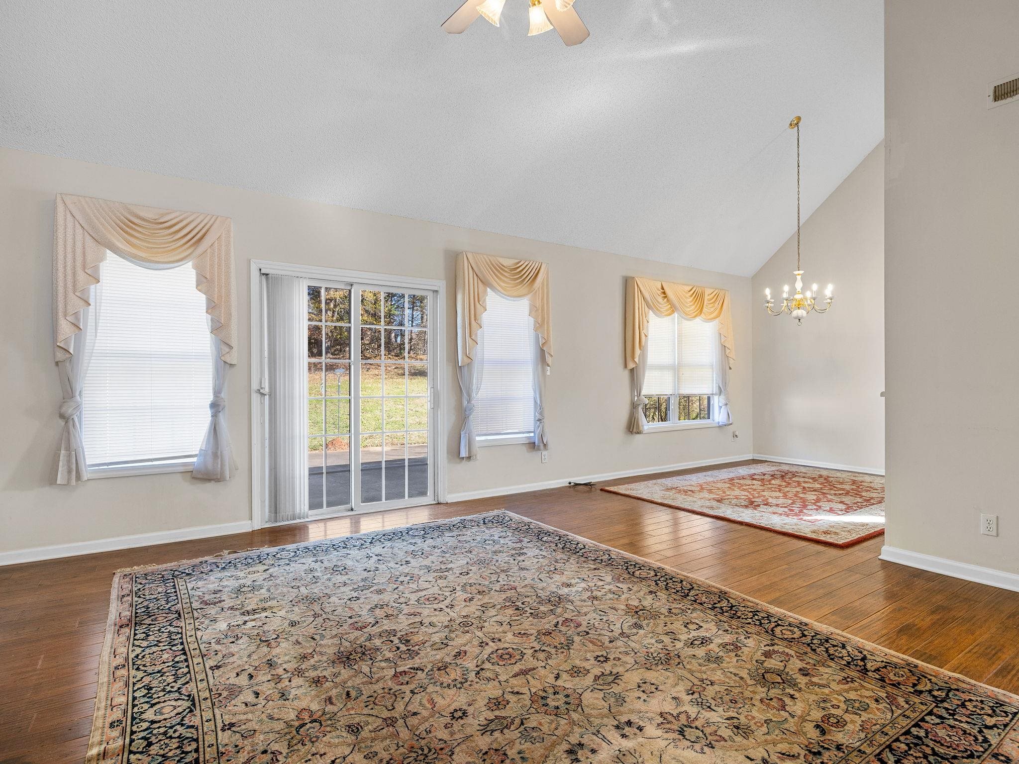 624 Gramercy Boulevard