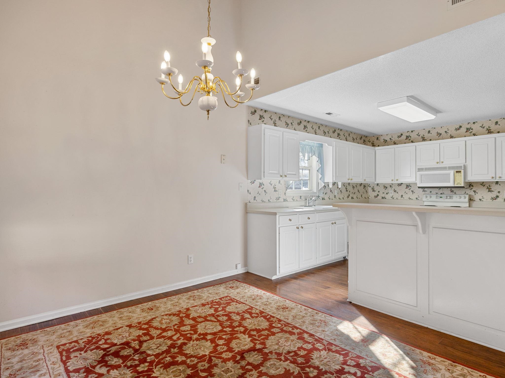 624 Gramercy Boulevard