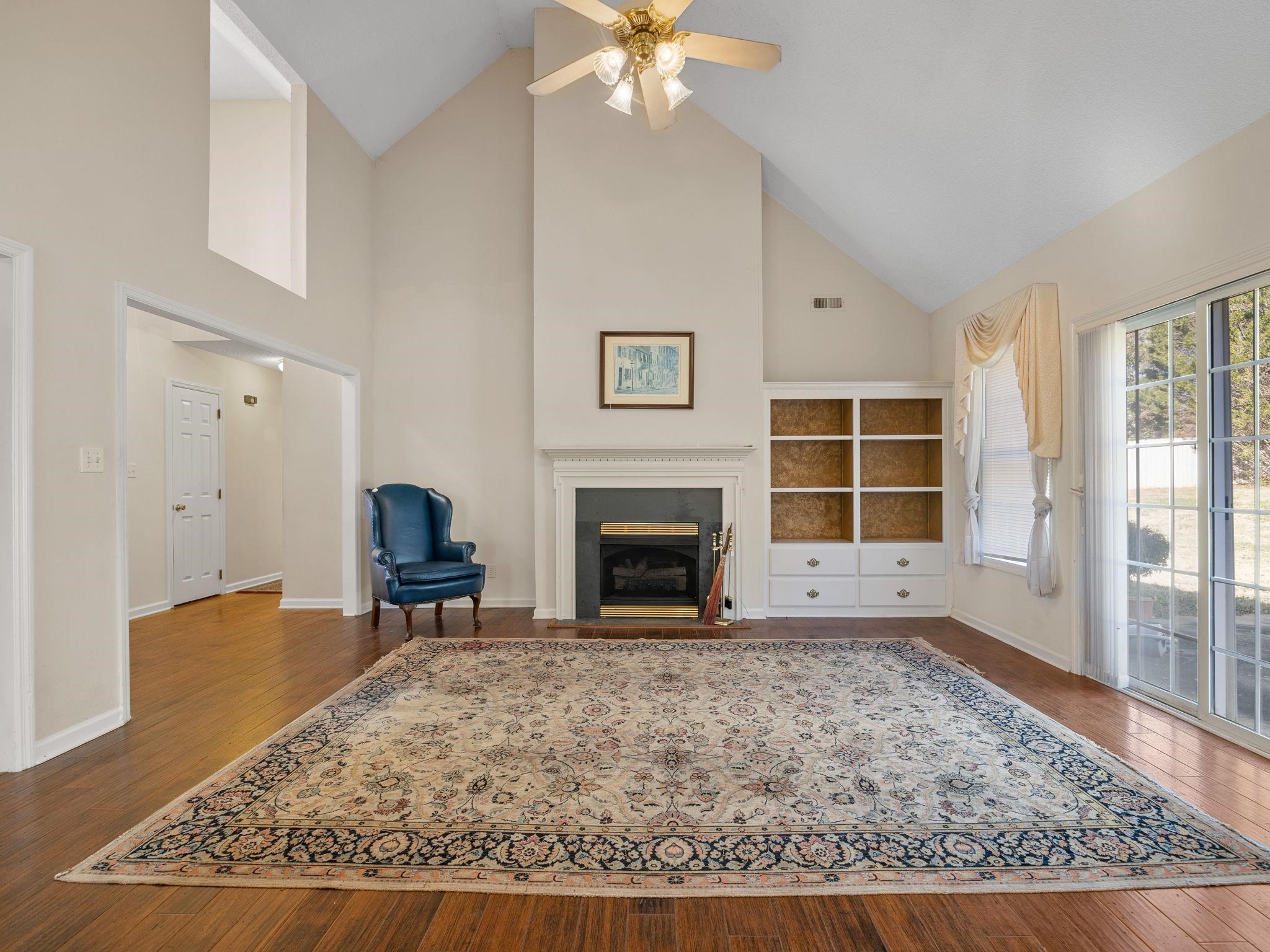 624 Gramercy Boulevard