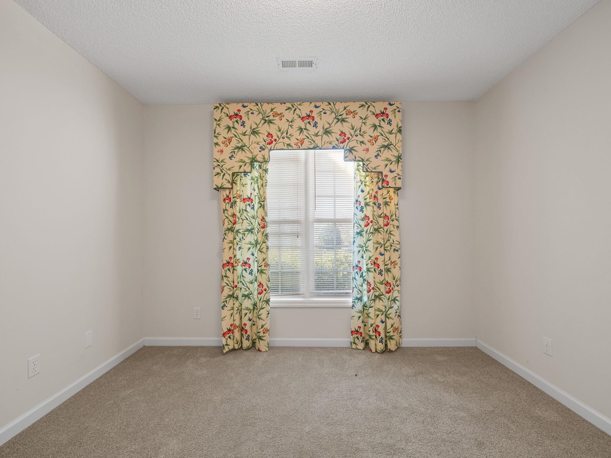 624 Gramercy Boulevard