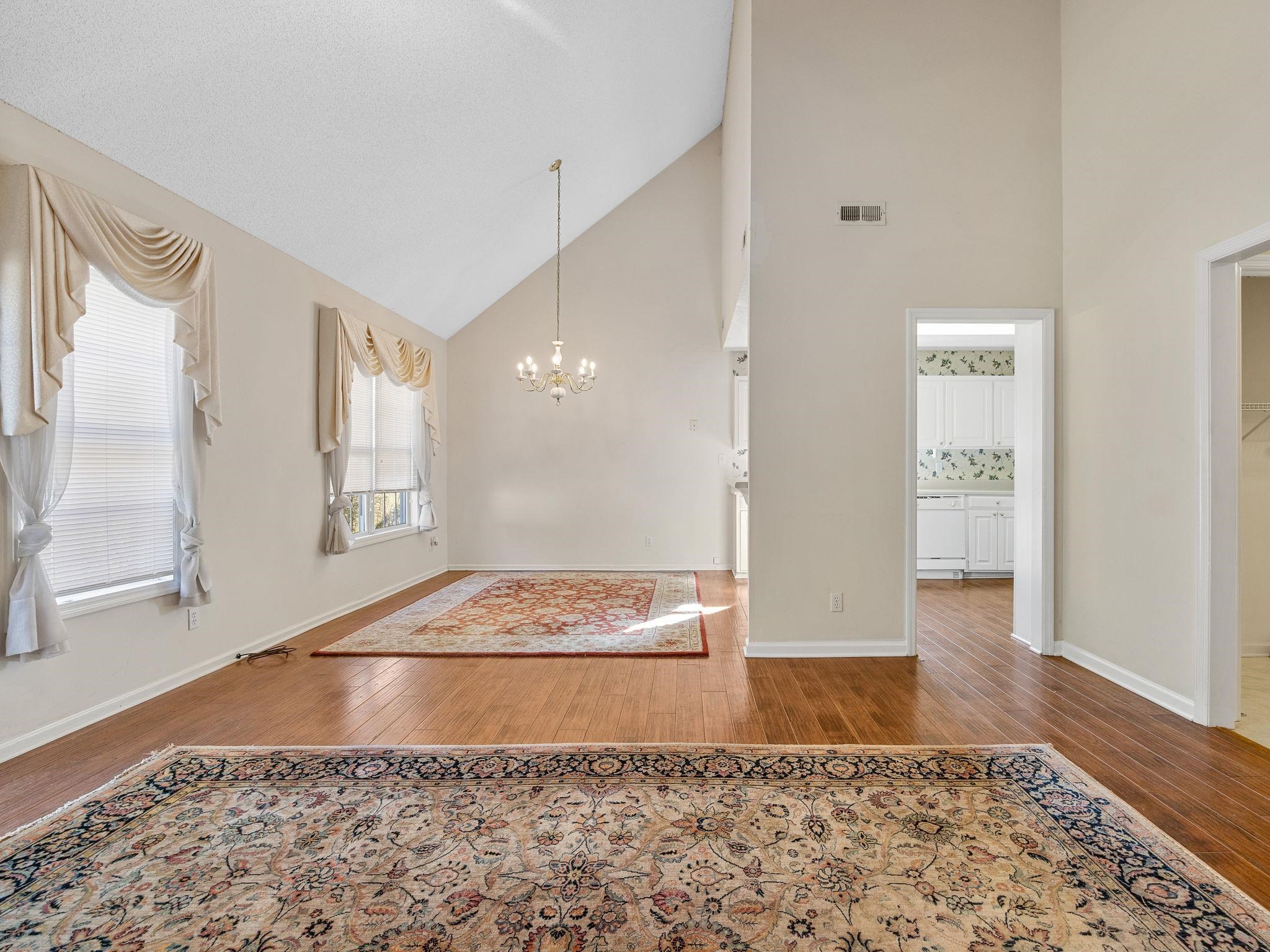 624 Gramercy Boulevard