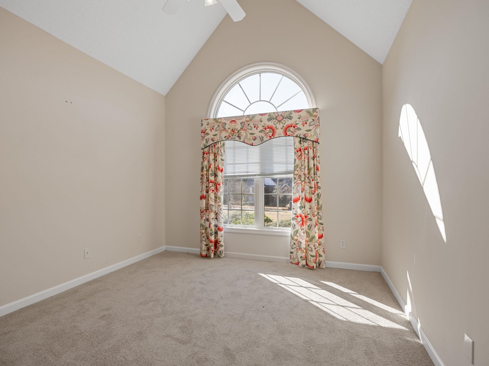 624 Gramercy Boulevard