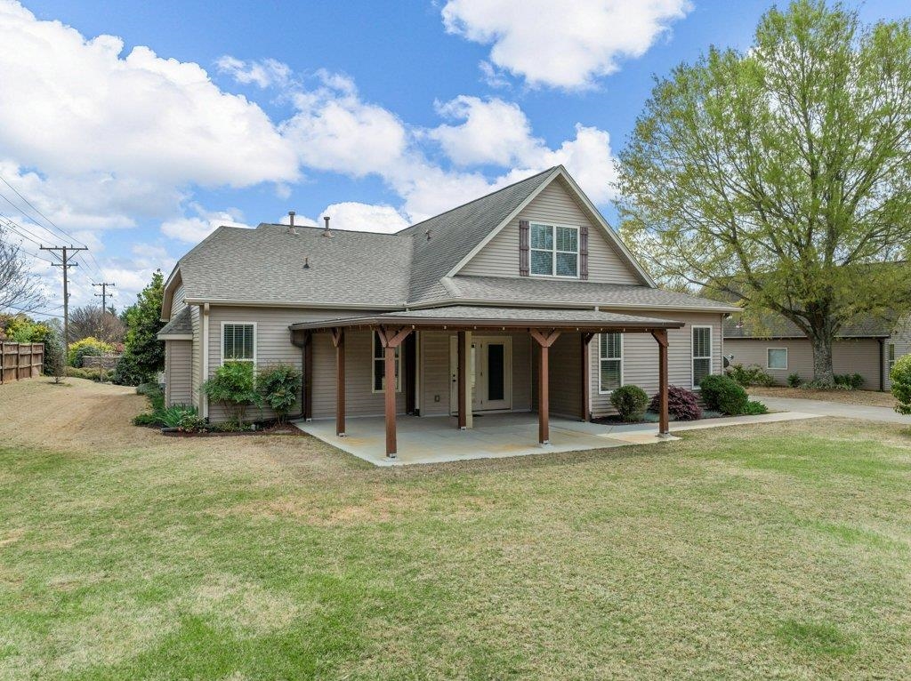 204 Harvest Wood Lane