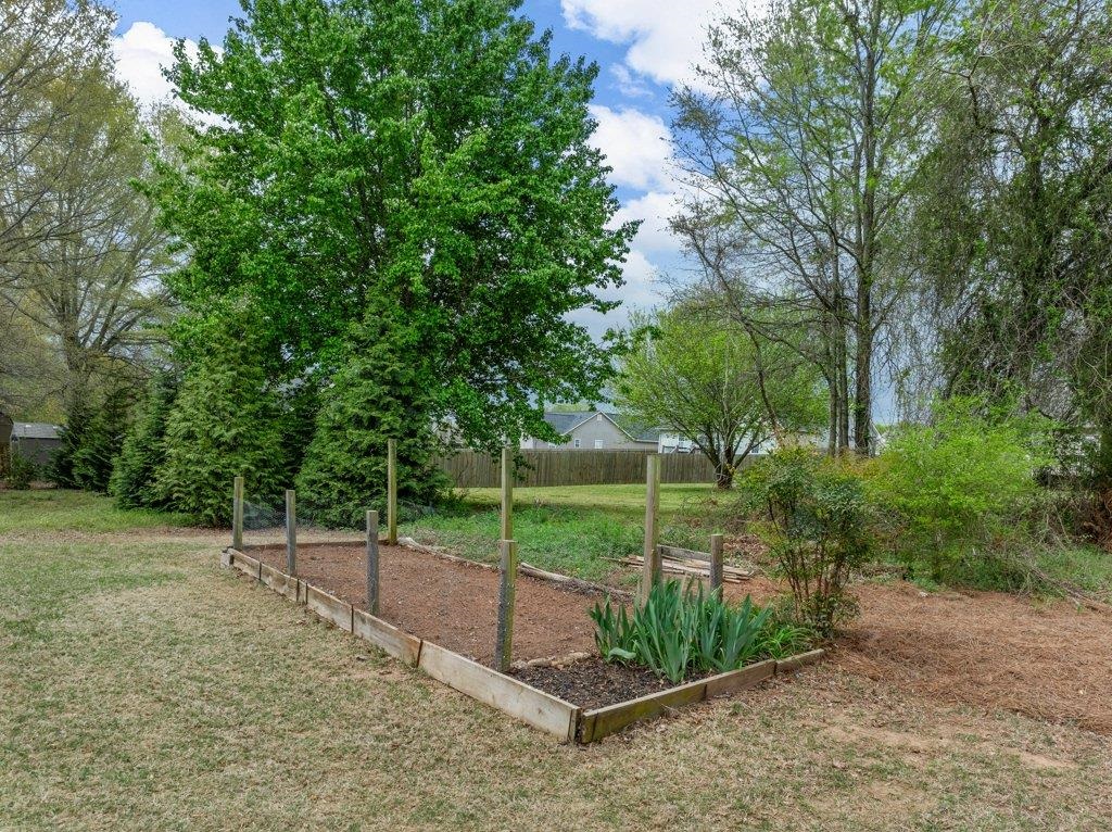 204 Harvest Wood Lane