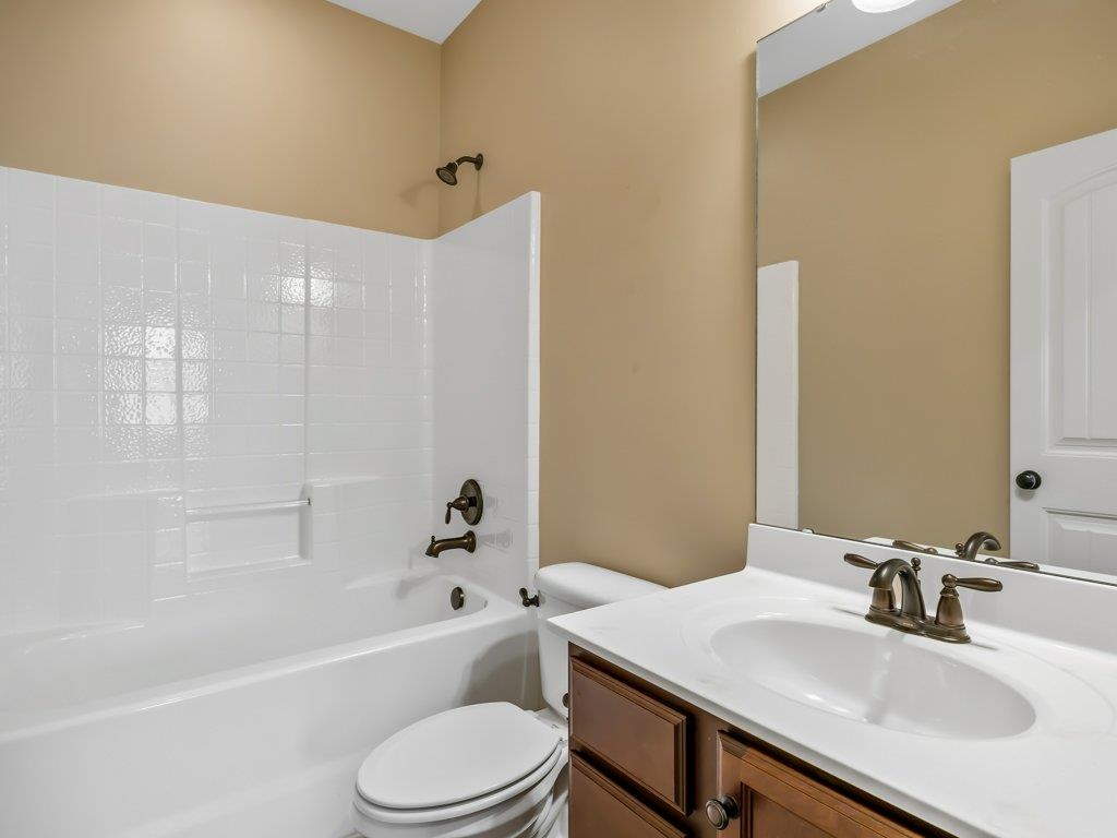 204 Harvest Wood Lane