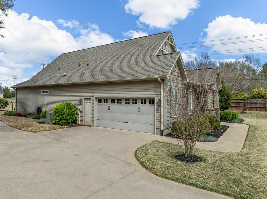 204 Harvest Wood Lane