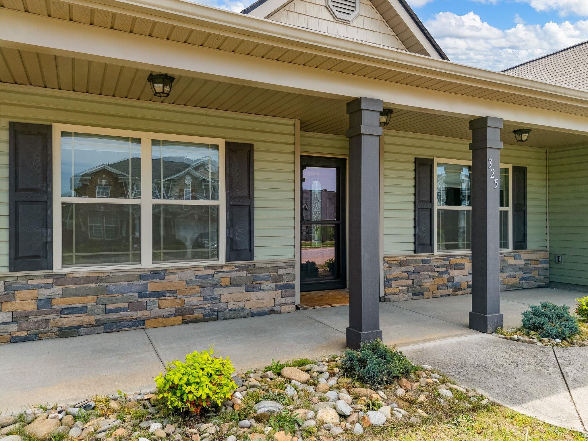 325 N Timm Creek Avenue