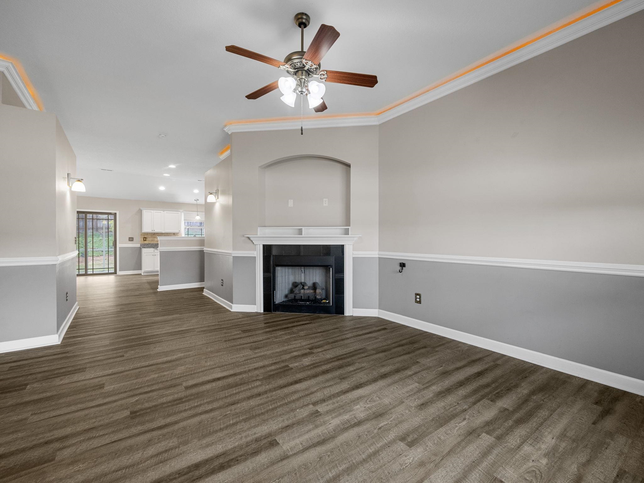 325 N Timm Creek Avenue