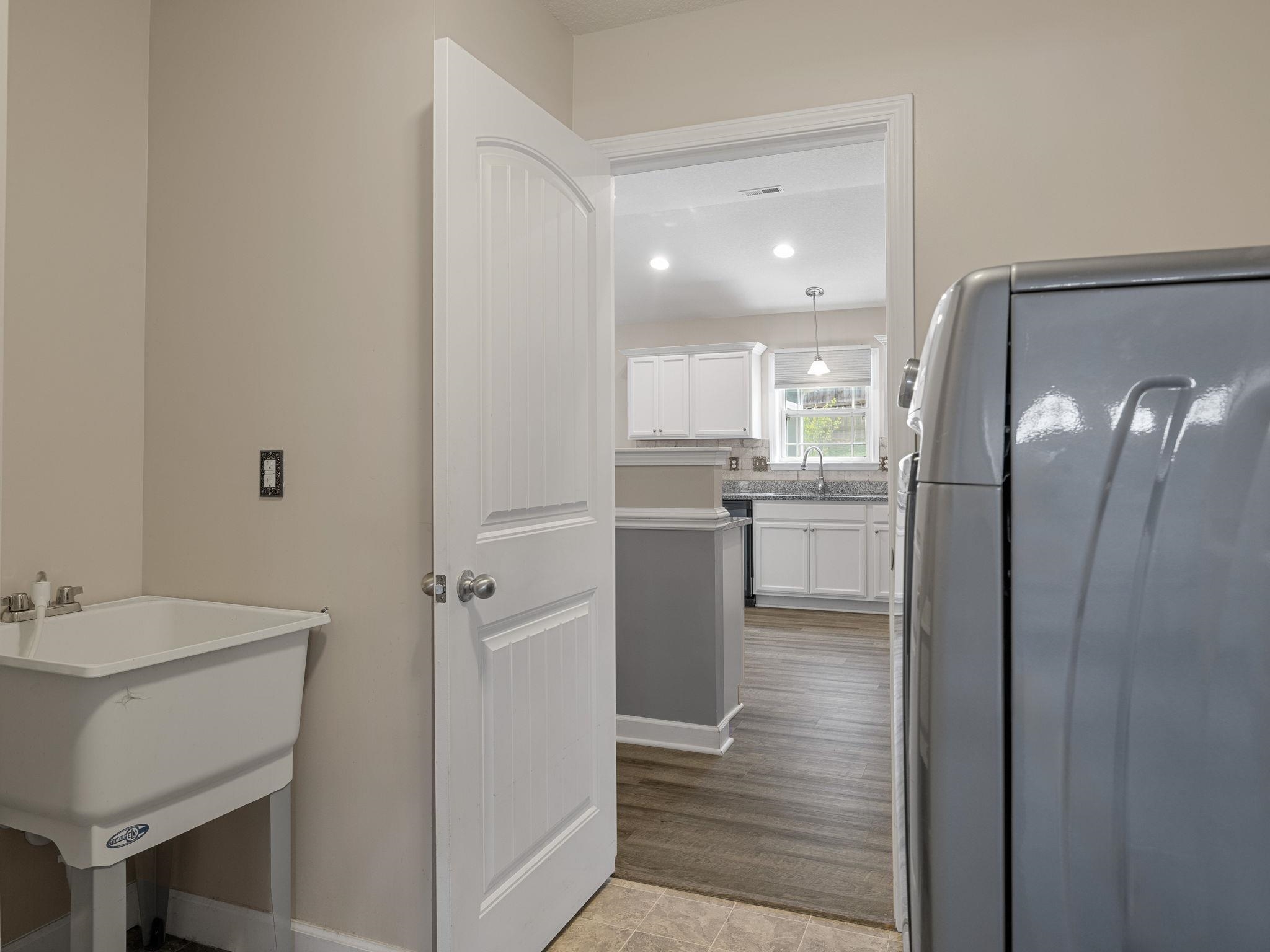 325 N Timm Creek Avenue