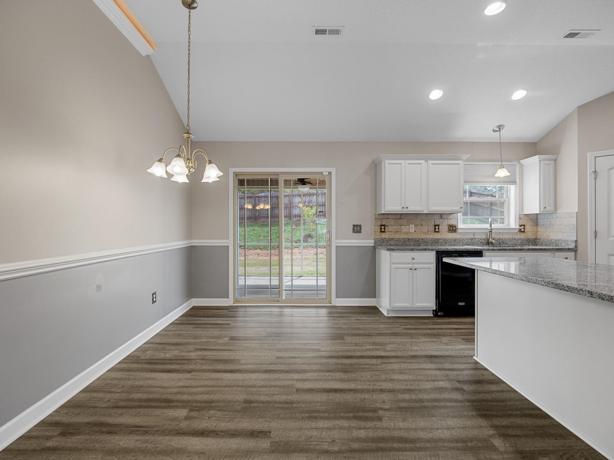 325 N Timm Creek Avenue