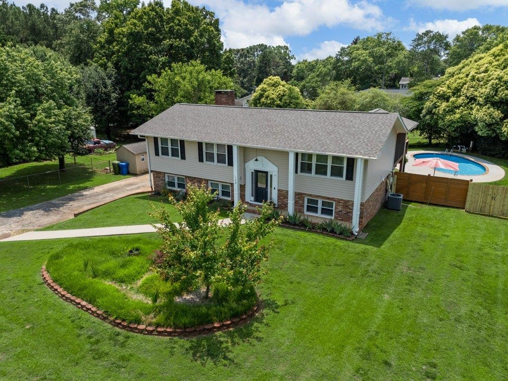 108 Wellington Drive