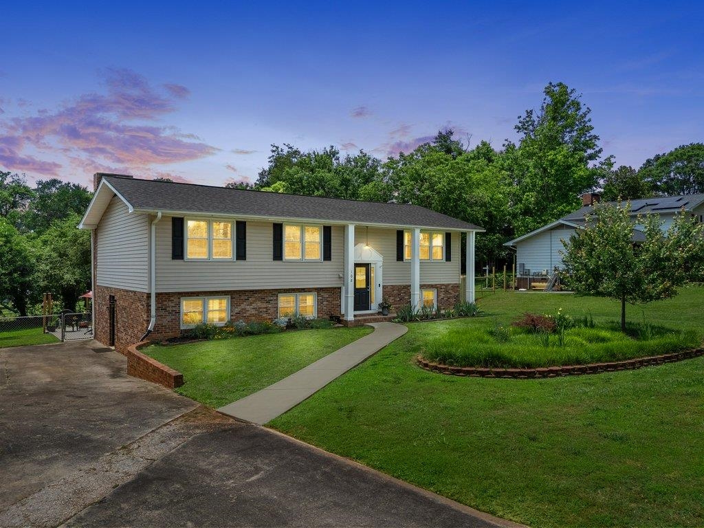 108 Wellington Drive