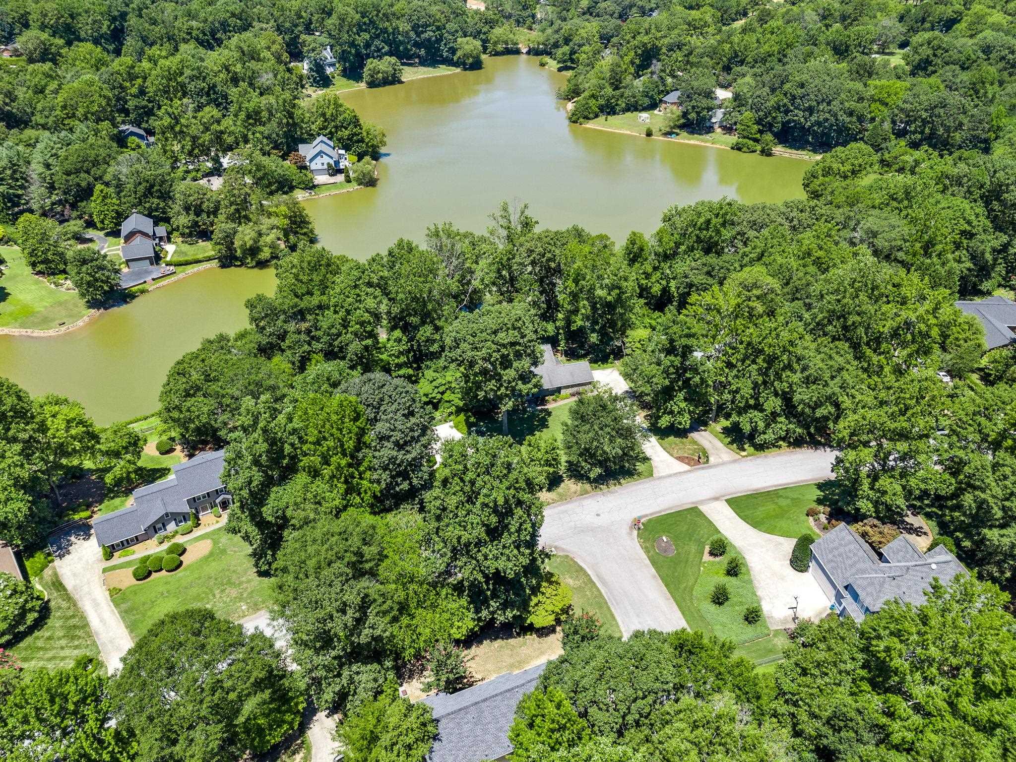 308 Round Ridge Road