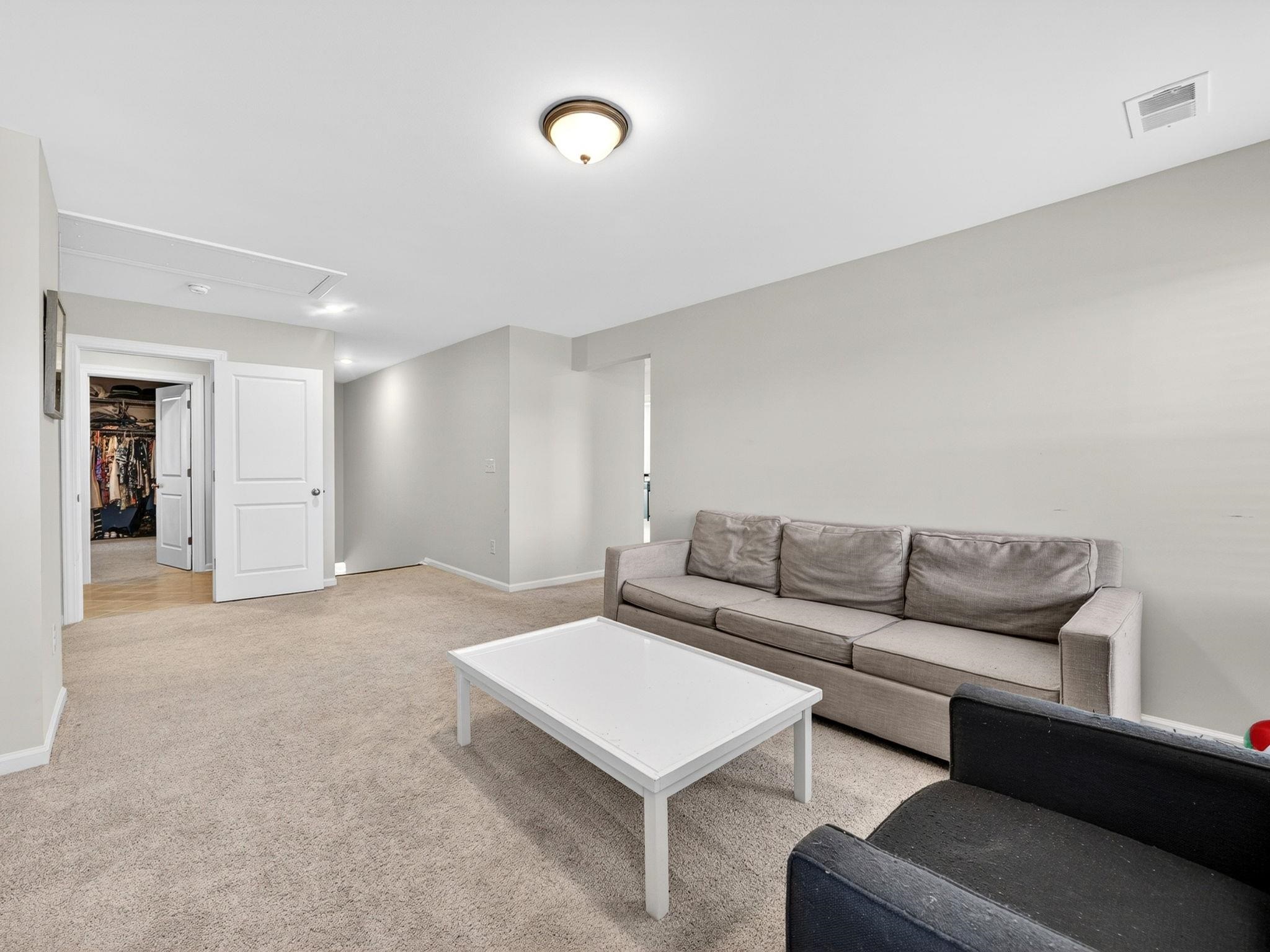 1427 Boatswain Drive