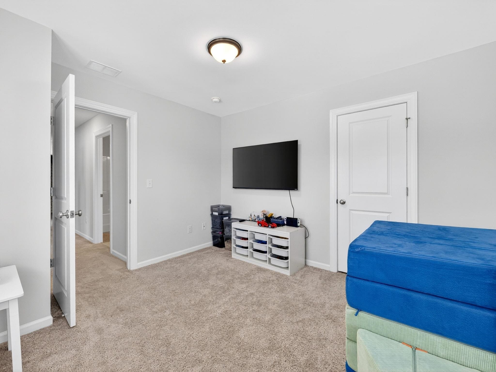1427 Boatswain Drive