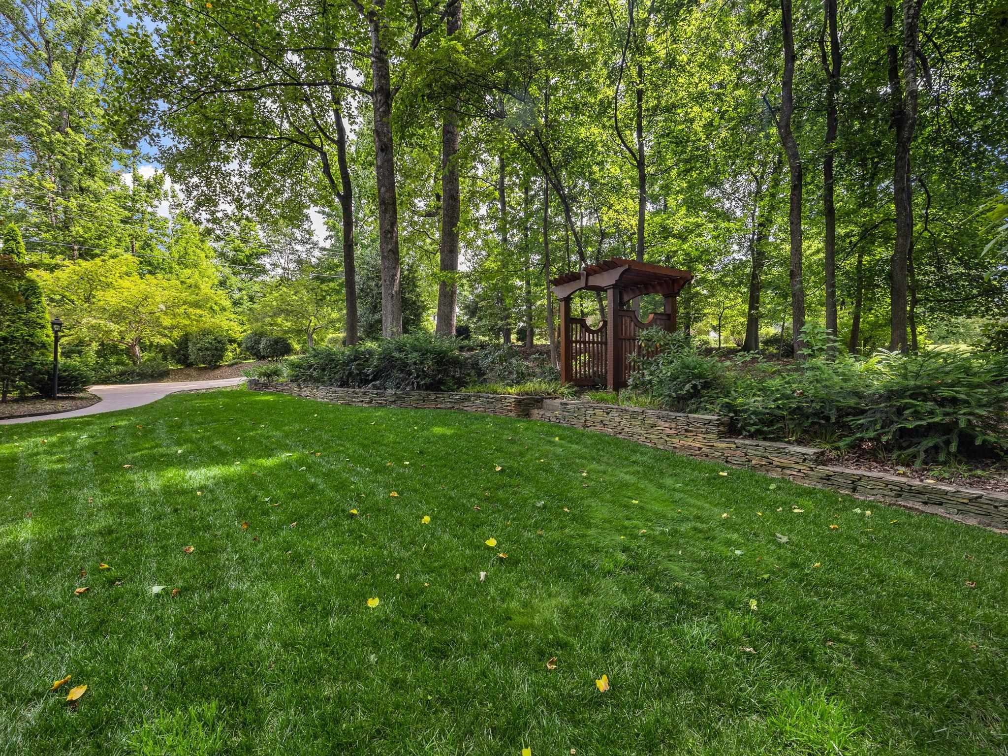 425 Summerton Place