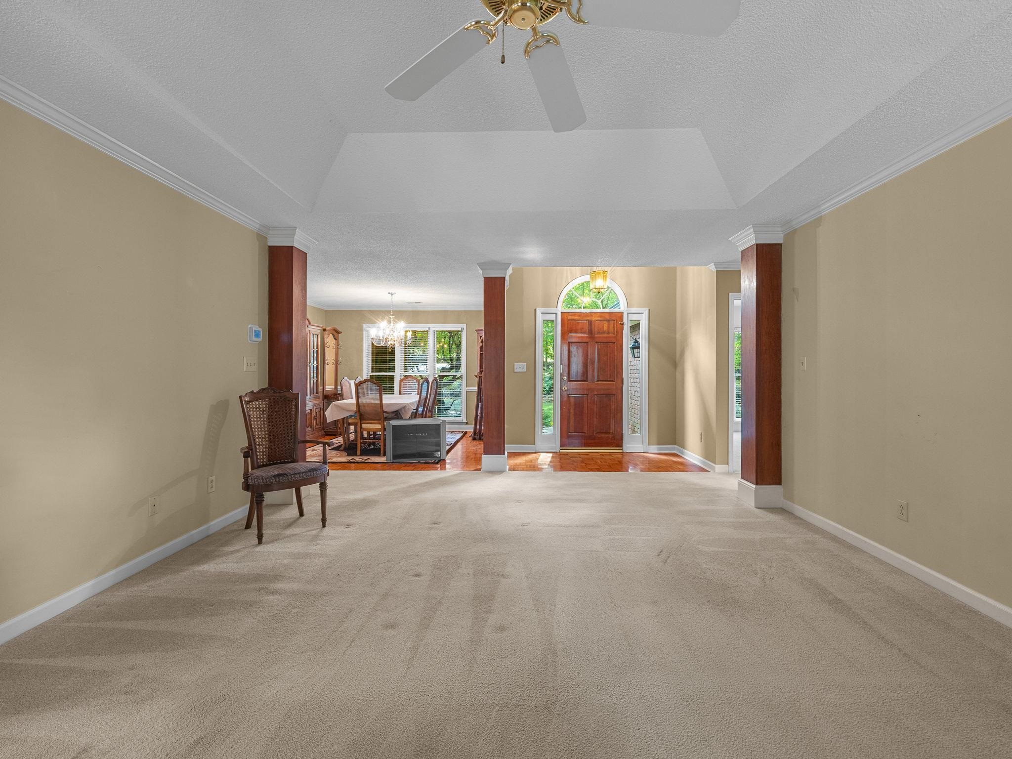 425 Summerton Place
