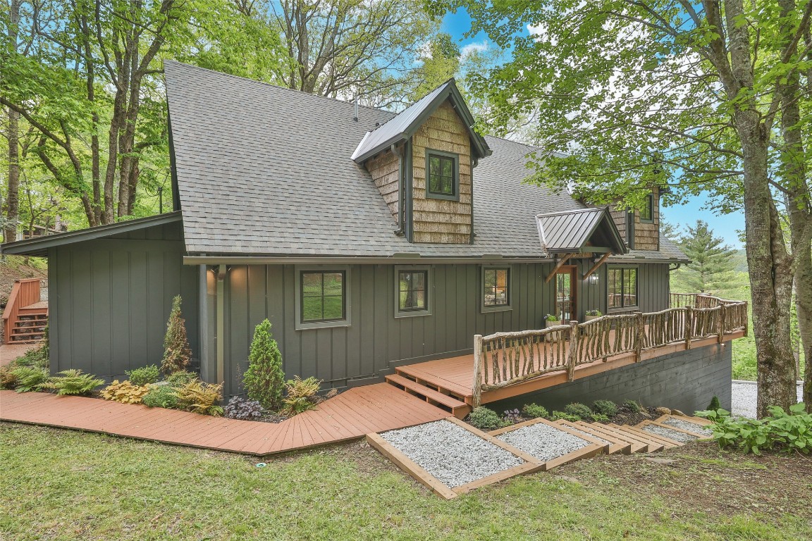 453 Bright Mountain Road