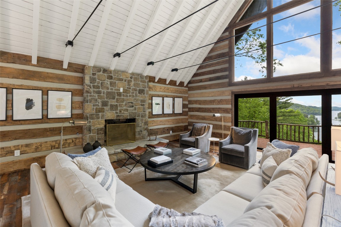 453 Bright Mountain Road