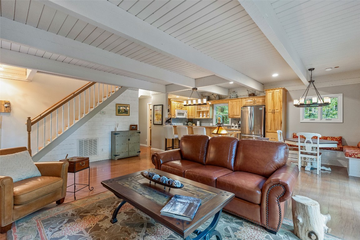 1100 Claire Lane Lane