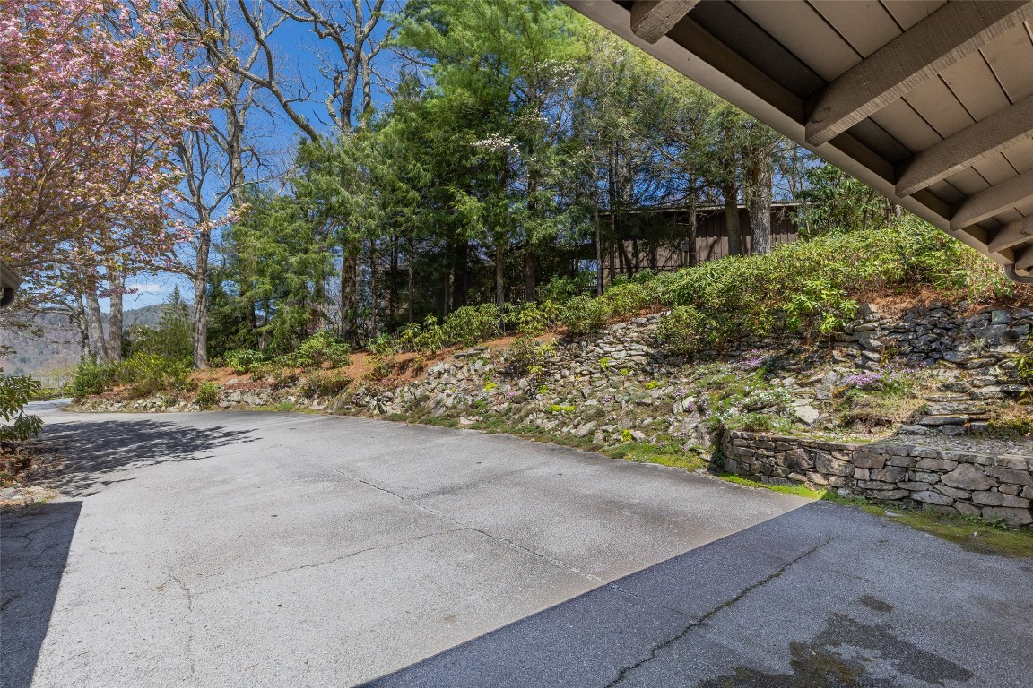 141 Big View Drive