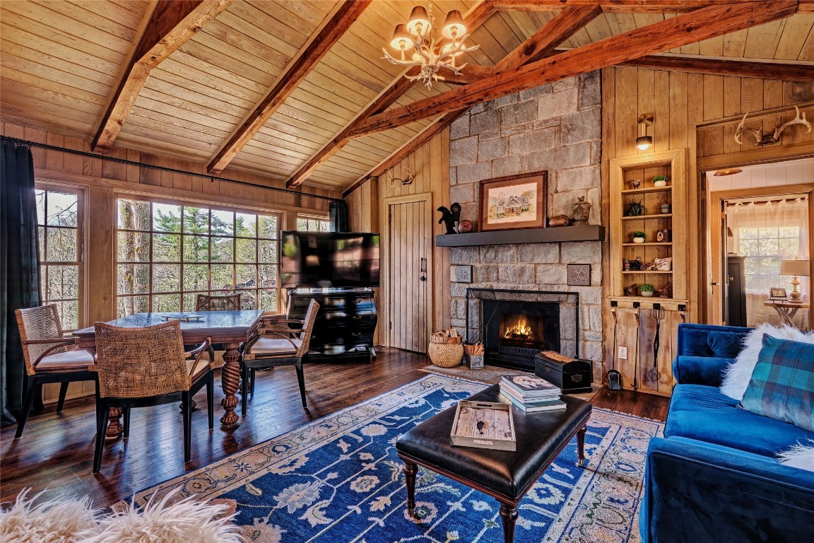 733 Wyanoak Road