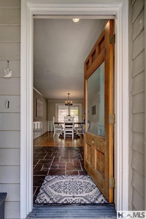 801 Split Rail Row
