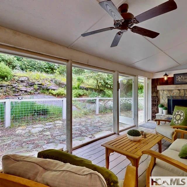 801 Split Rail Row
