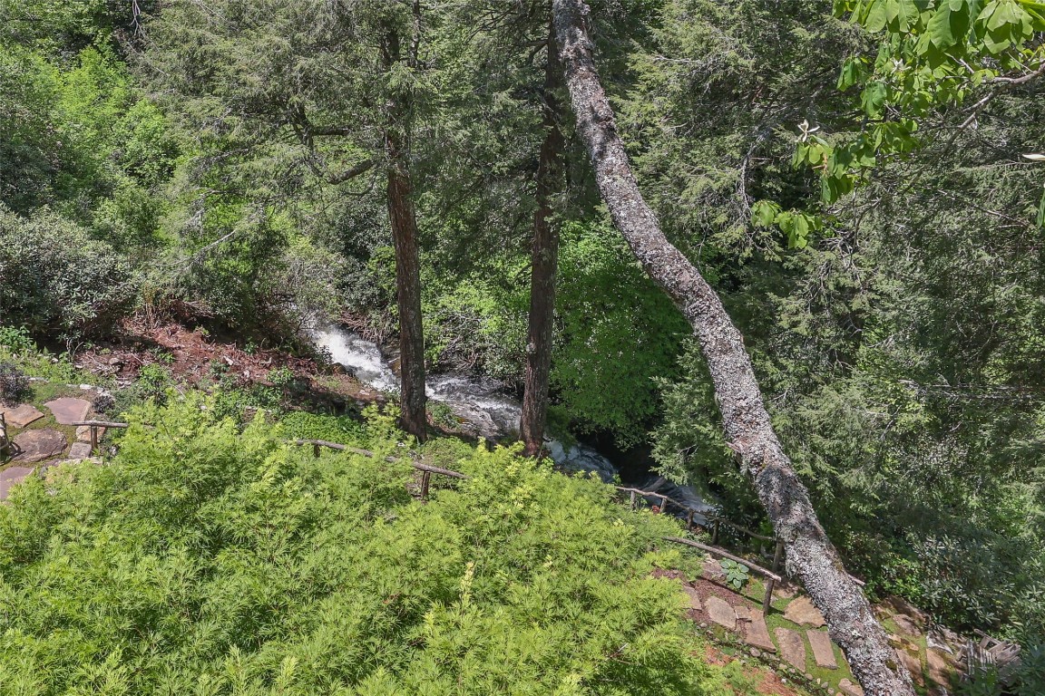 131 Big Creek Lane