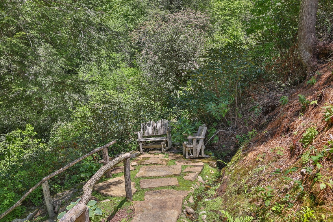 131 Big Creek Lane