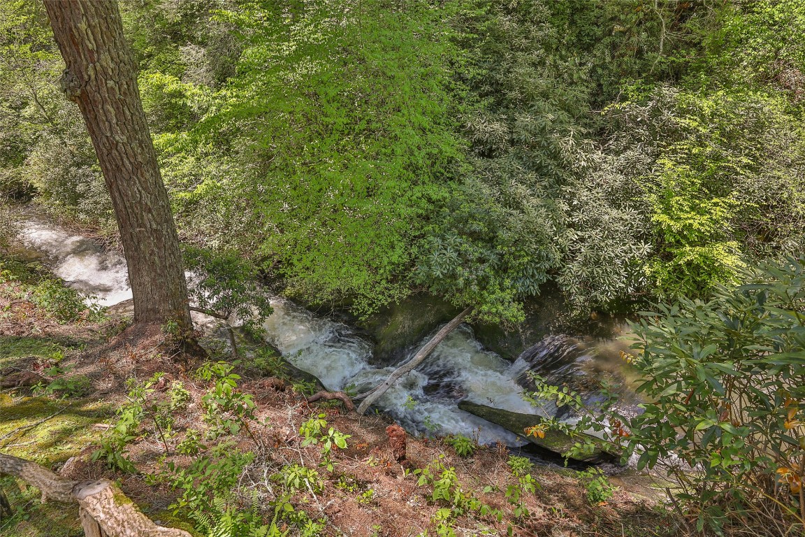 131 Big Creek Lane