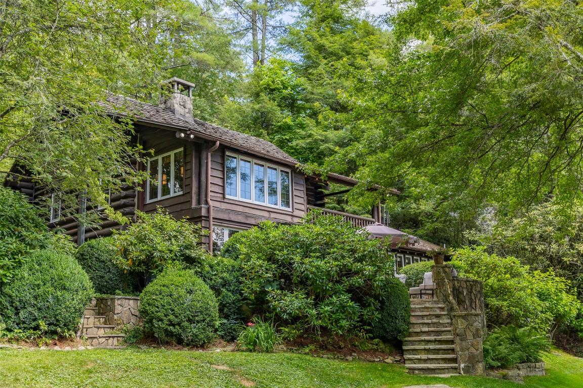 150 Cullasaja Drive