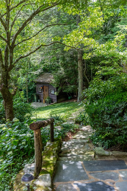 150 Cullasaja Drive