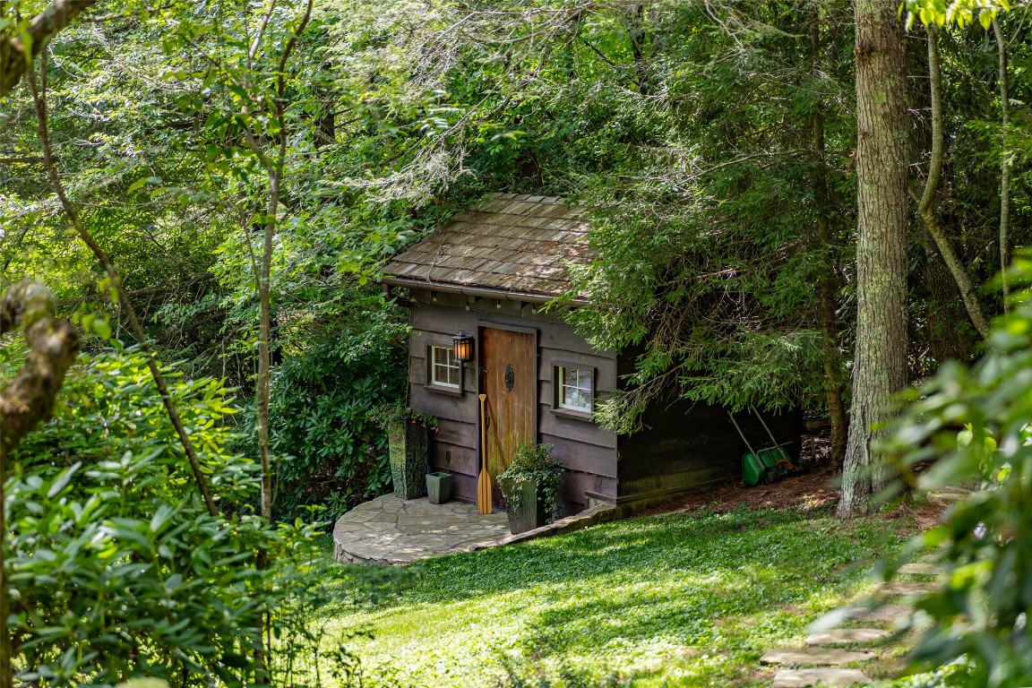 150 Cullasaja Drive