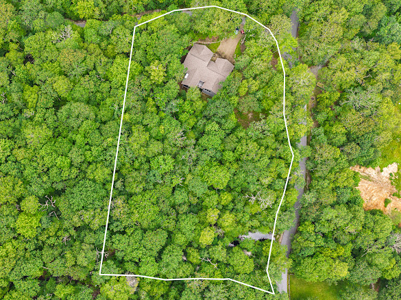 11 Feldspar Lane