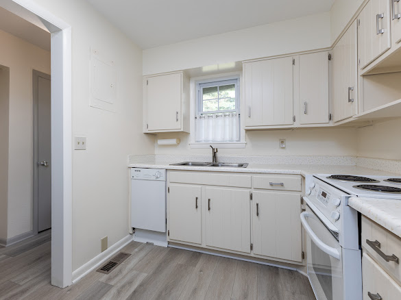 740 Horse Cove Road 3