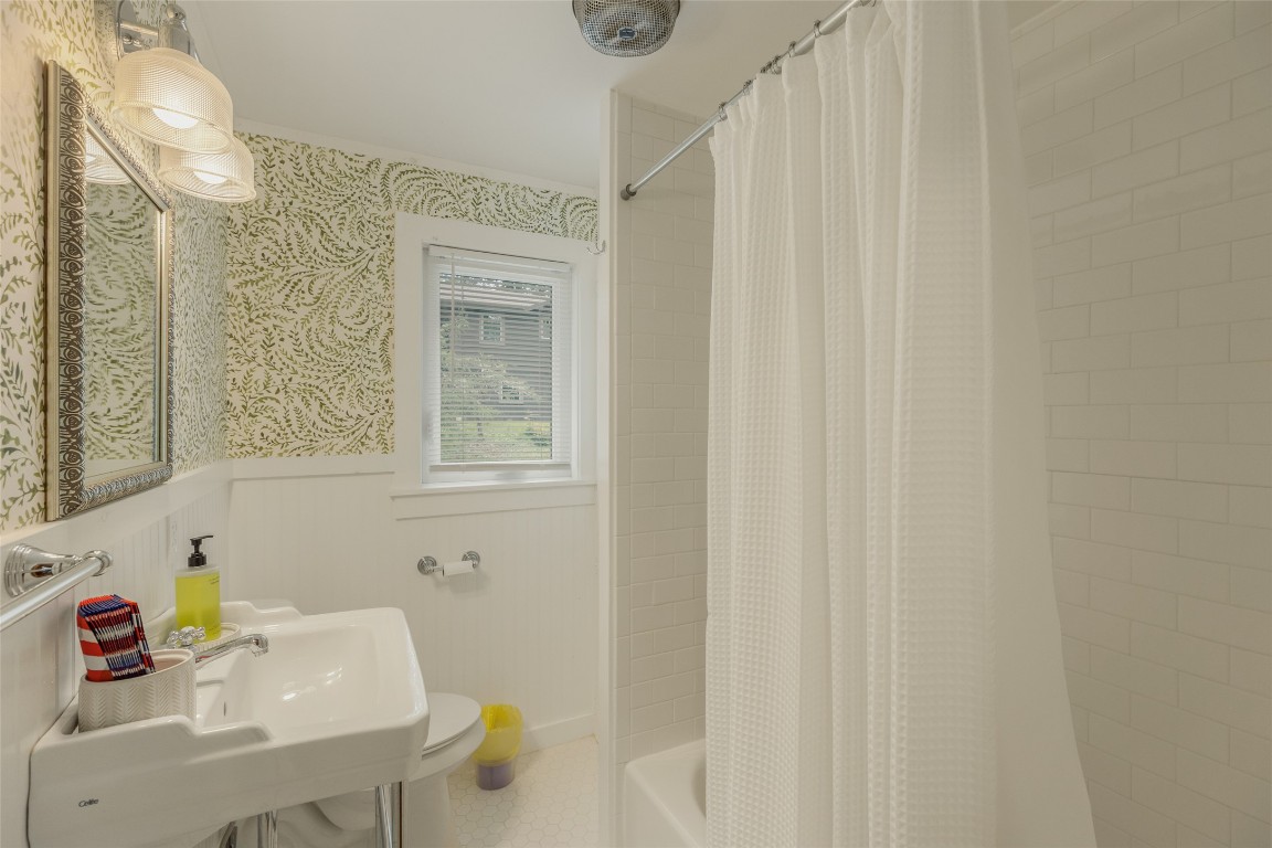 315 Rolling Acres Drive