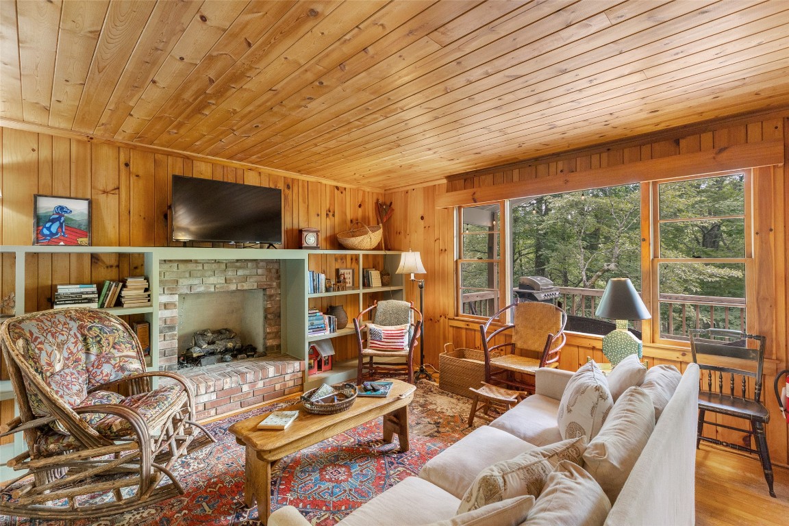 315 Rolling Acres Drive