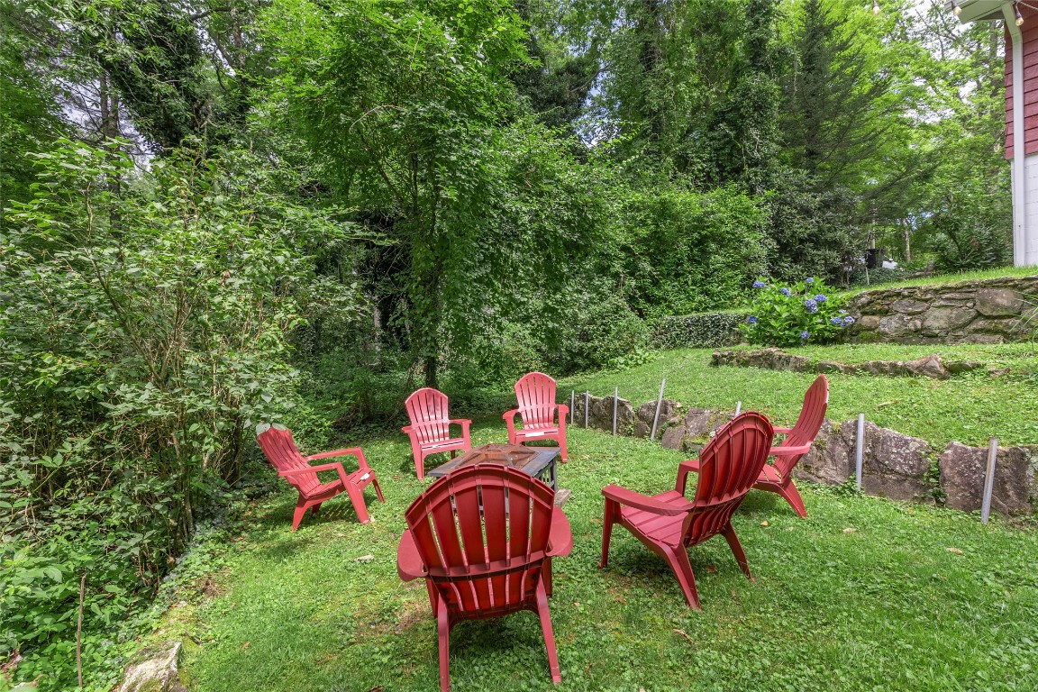 315 Rolling Acres Drive