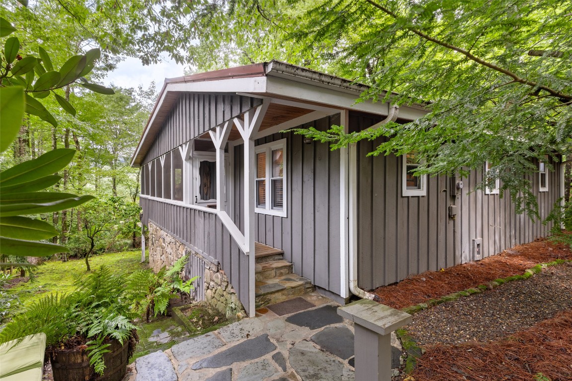 1405 Clear Creek Road