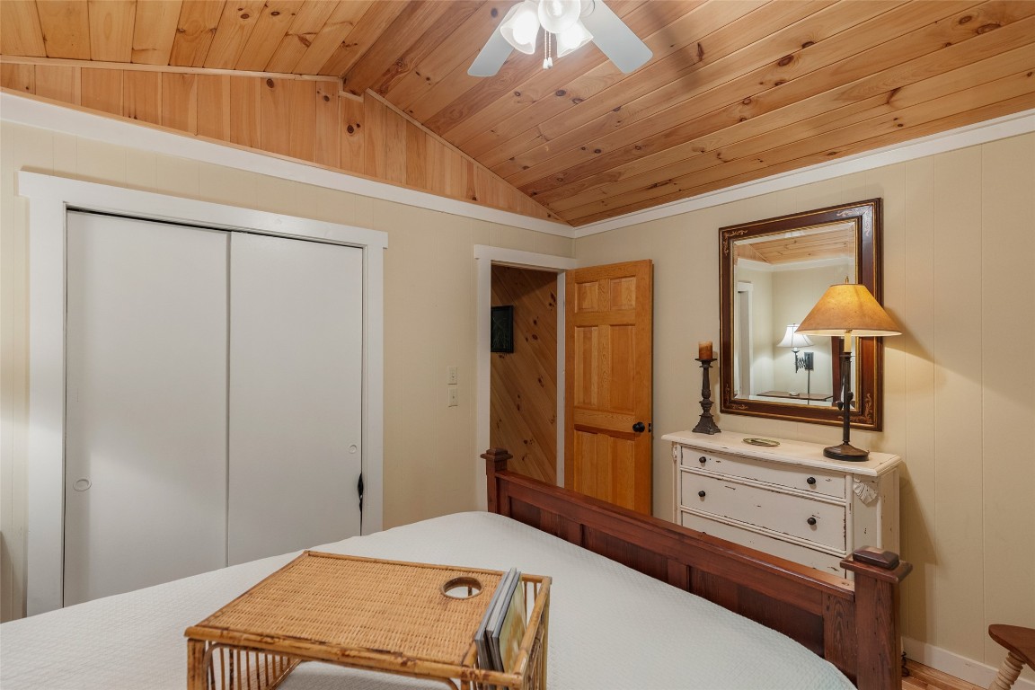 1405 Clear Creek Road