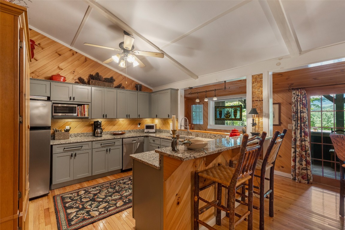 1405 Clear Creek Road