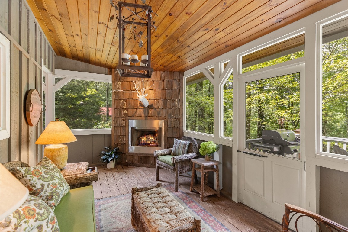 1405 Clear Creek Road