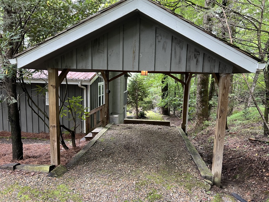 1405 Clear Creek Road