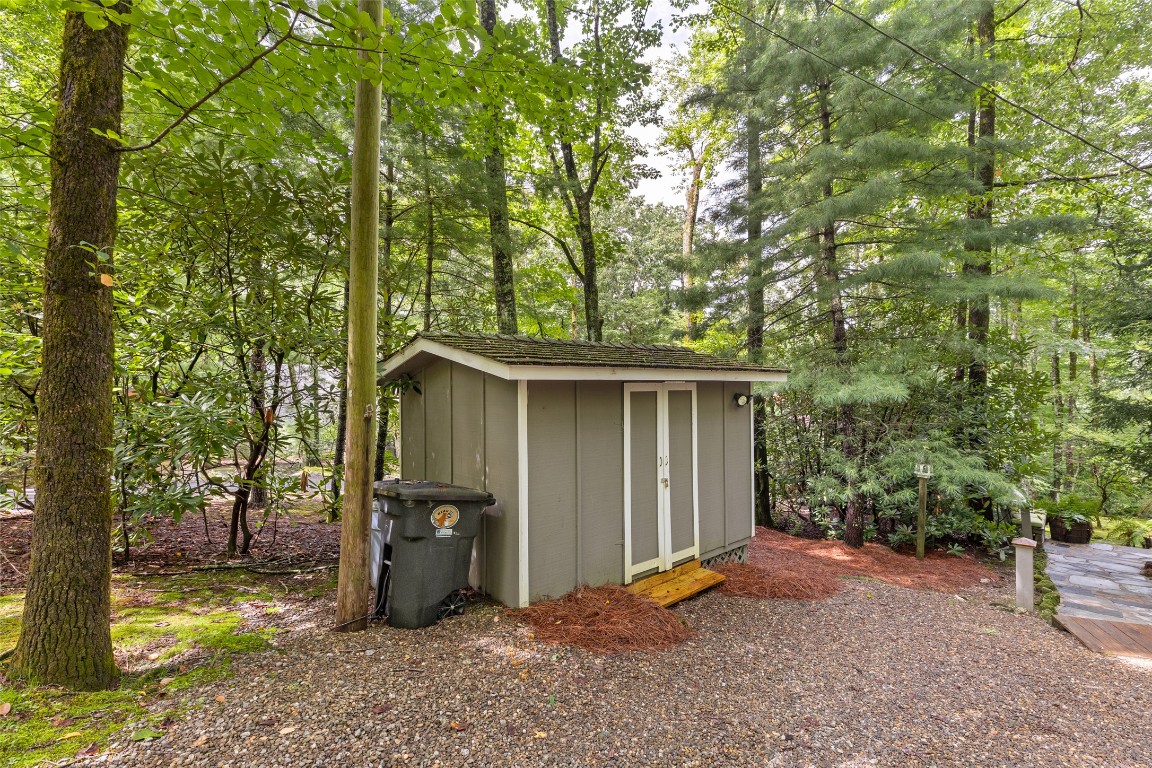 1405 Clear Creek Road