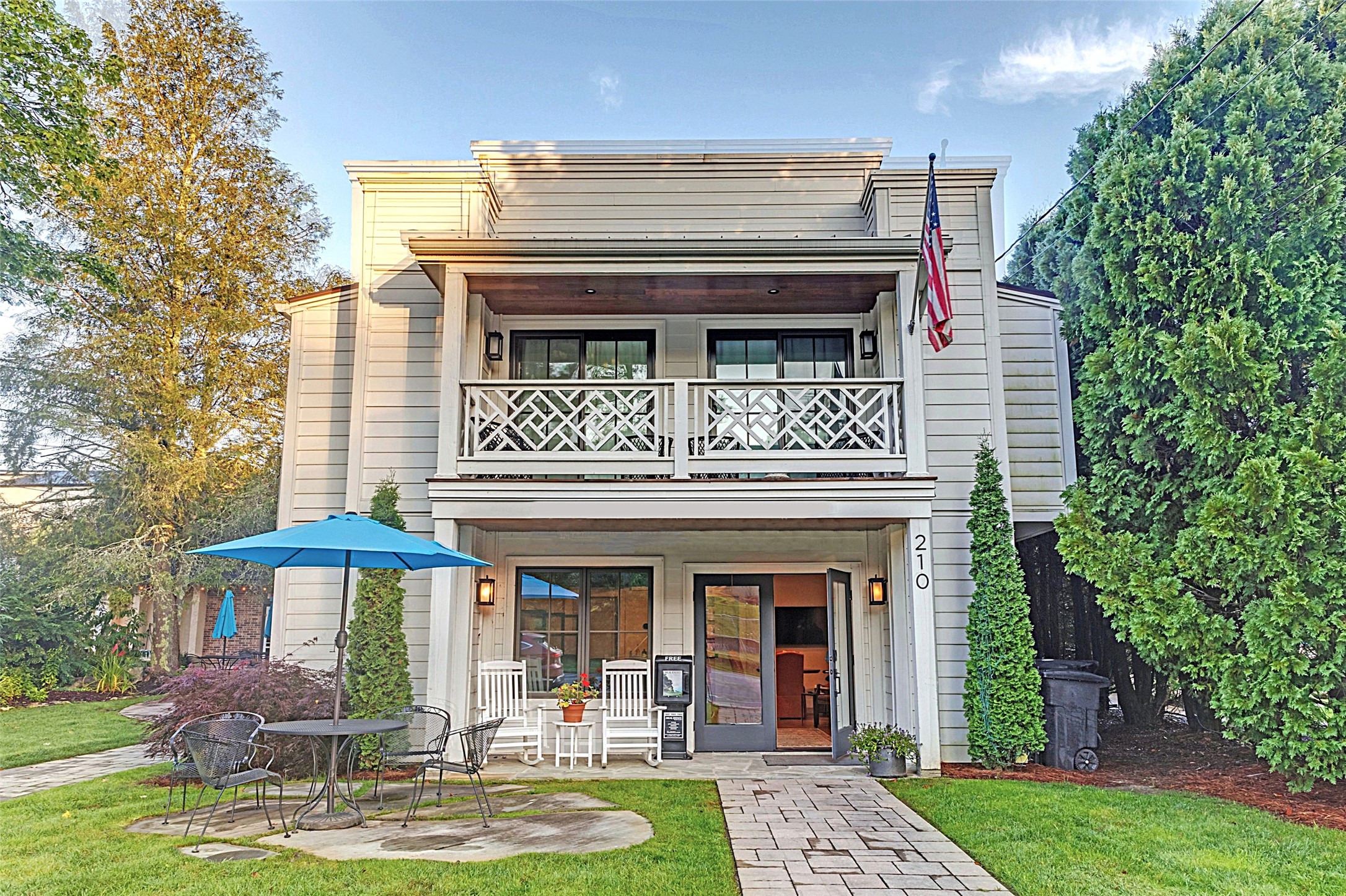210 5th Street