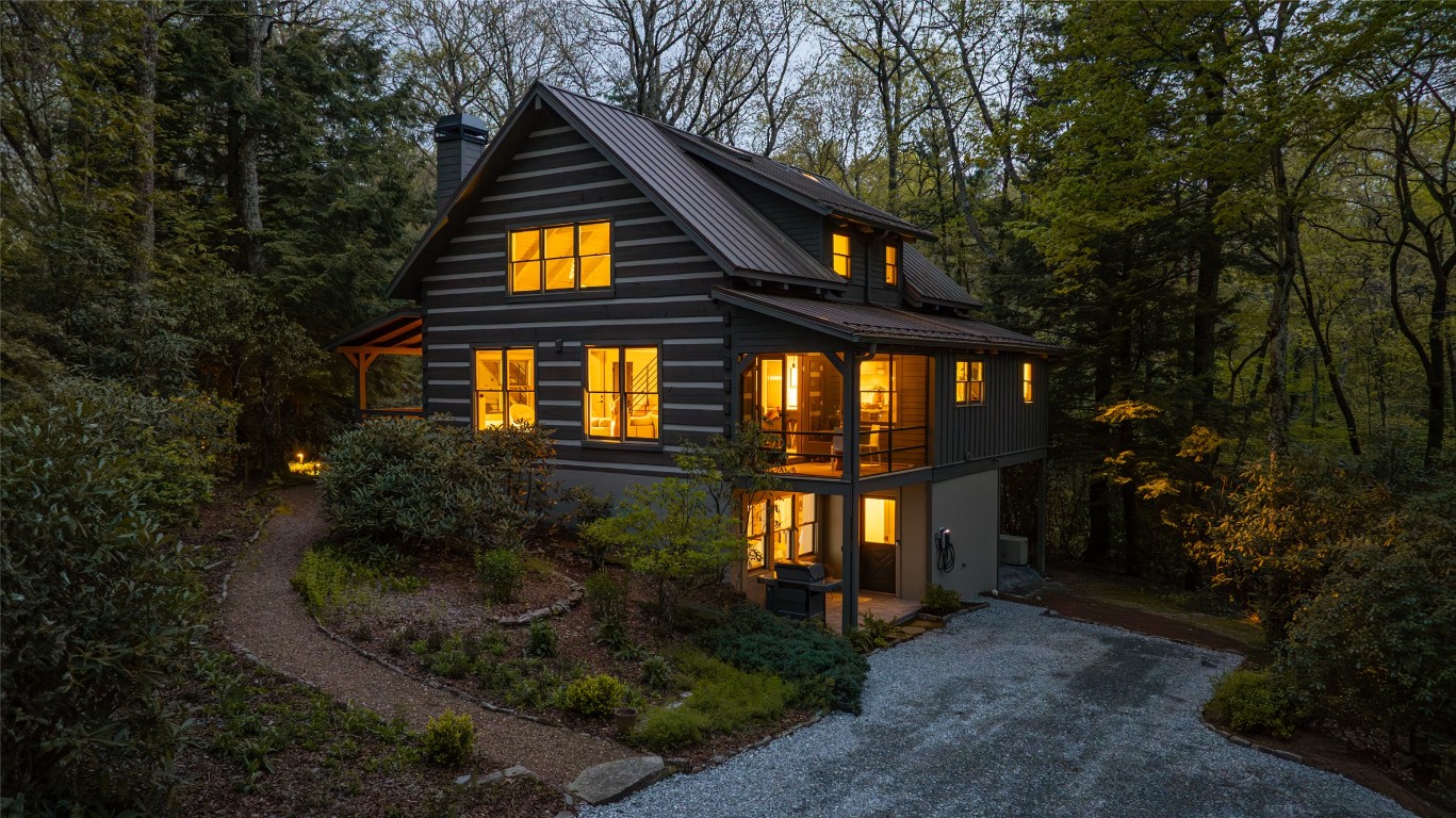 42 W Black Rock Circle